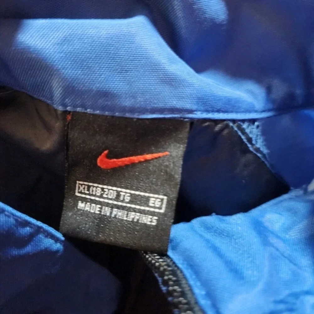 Vintage XL 18-20‎ youth Nike Blue and Black Windbreaker Jacket